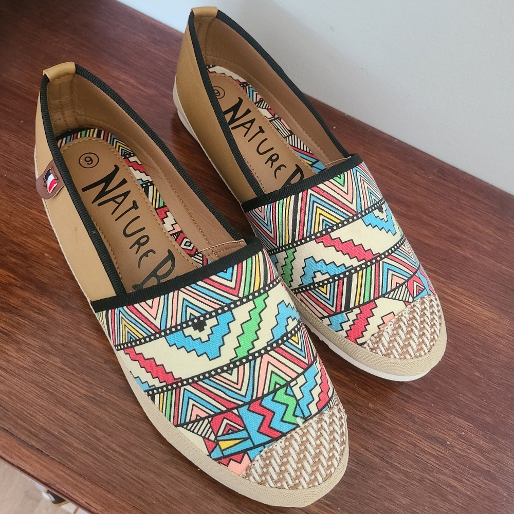Nature Breeze Tribal /bohemian loafers LIKE NEW size 6